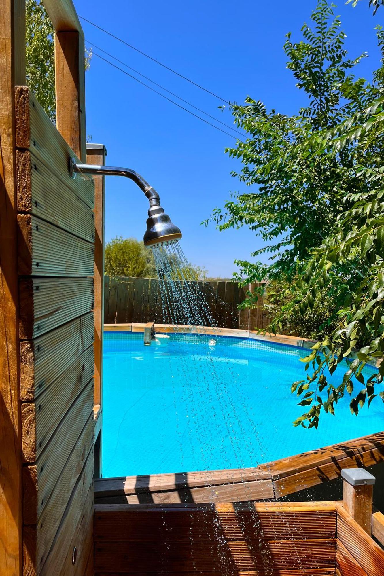 Fee4Me Cabin With Pool And Garden San Martin De La Vega Exterior photo